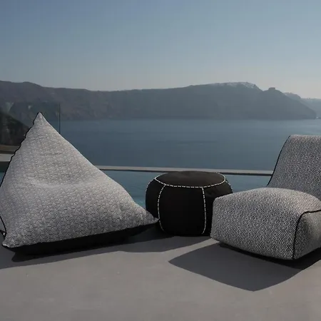 Pearl Of Caldera - Boutique By Pearl Collection Ia