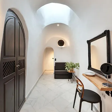 Pearl Of Caldera - Boutique By Pearl Collection Hotel