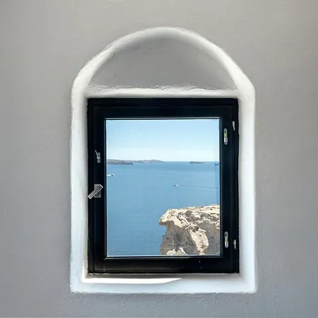 Pearl Of Caldera - Boutique By Pearl Collection Ia